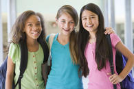 group-of-female-elementary-school-friends_rFgr-R0ro